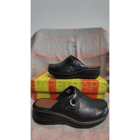 Bare Traps Palesa Women's Black Leather Slip On Clogs Slides 8.5M - Picture 2 of 9